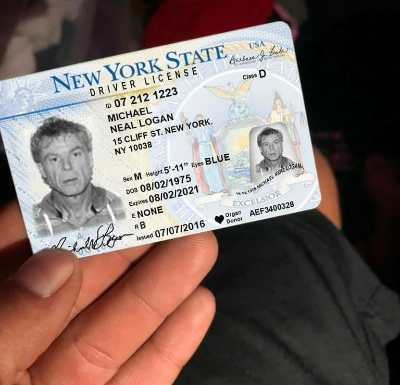 Osta aito New Yorkin ajokortti ilman teoria- tai käytännön kokeita.